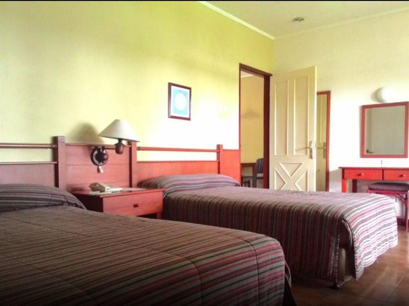Gunung Geulis Cottages Managed By Royal Tulip Bogor Kültér fotó